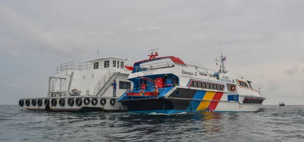 Phuket Thailand May 2018 Passenger Ferry Sea Phuket Thailand Phuket — Stock Photo, Image