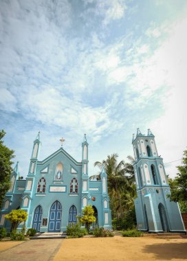 Galle, Sri Lanka - 8 Eylül 2015. Galle, Sri Lanka kırsal eski kilisenin görünümü.