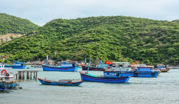 Barcos Madeira Atracando Porto Pesca Nha Trang Vietnã — Fotografia de Stock