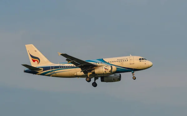 Bangkok Thailand Apr 2018 Airbus A319 Airplane Bangkok Air Landing — Stock Photo, Image