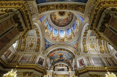 St. Petersburg, Rusya - 15 Ekim 2016. St Petersburg Saint Isaac Katedrali İçişleri, Rusya. Dünyanın en büyük ortodoks bazilikasıdır..