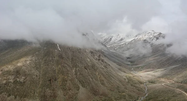 Berglandschaft Bei Nebligem Tag Ladakh Indien Ladakh Ist Das Höchste — Stockfoto