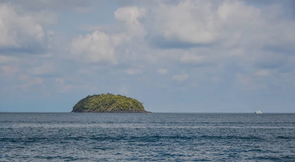 태국의 리페는 남부에 위치한 아름다운 섬입니다 — 스톡 사진