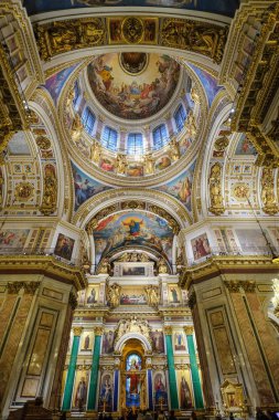 St. Petersburg, Rusya - 15 Ekim 2016. St Petersburg Saint Isaac Katedrali İçişleri, Rusya. Dünyanın en büyük ortodoks bazilikasıdır..