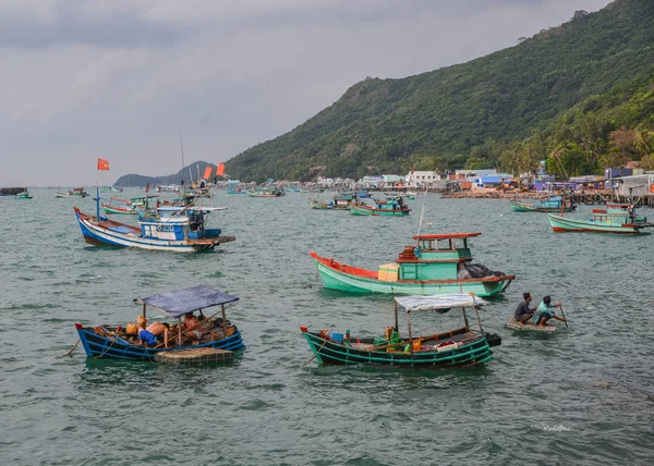 Kien Giang Vietnam Apr 2018 Wooden Boats Docking Nam Island — Stock Photo, Image