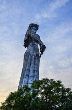 Kartlis Deda (Gürcü'nün annesi)