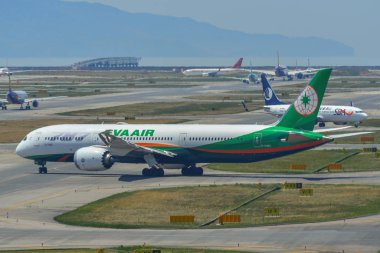 Uçak havaalanına piste Taksilemek 