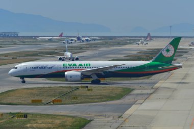 Uçak havaalanına piste Taksilemek 