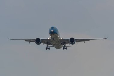 (Sgn Saigon havaalanına iniş uçak) 