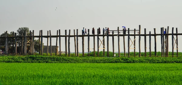 U Bein-brug in Amarapura, Myanmar — Stockfoto