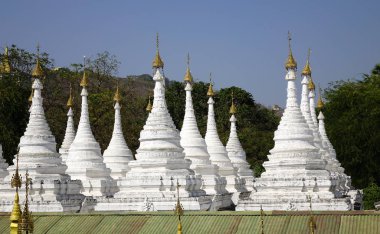 kuthodaw pagoda anıt, myanmar içinde 