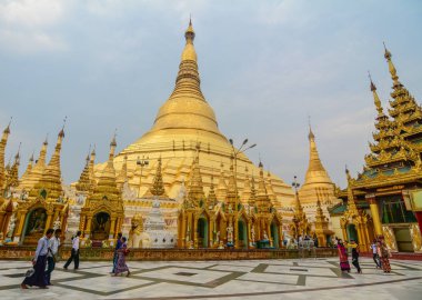 Shwedagon pagoda in Yangon, Myanmar