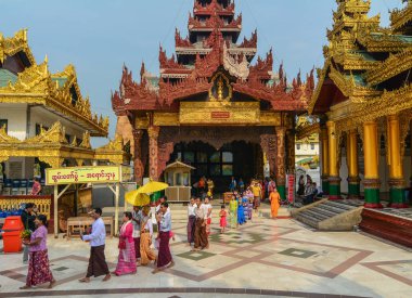 Dualar Shwedagon Pagoda ziyaret 