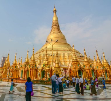 Dualar Shwedagon Pagoda ziyaret 