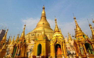 Shwedagon pagoda in Yangon, Myanmar