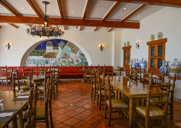 Interior de un restaurante de lujo — Foto de Stock