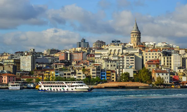 Pohled na istanbulské nábřeží — Stock fotografie