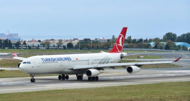 Uçak havaalanına piste Taksilemek 