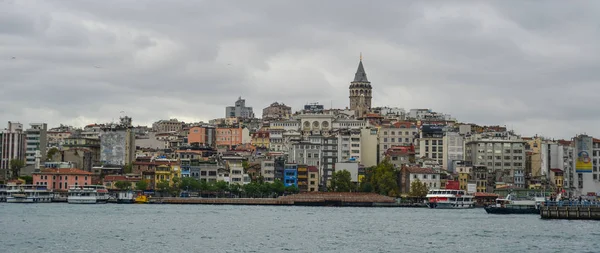 Pohled na istanbulské nábřeží — Stock fotografie