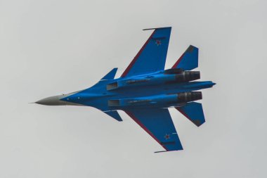 Langkawi Havaalanı'nda Su-30sm savaş uçağı 