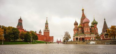 Moskova Kremlin Sarayı ve Kızıl meydan 