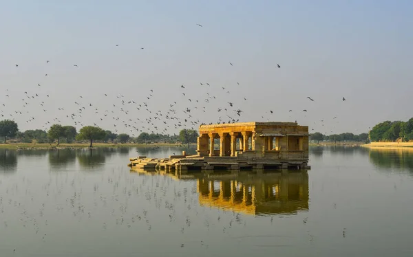 Lago Gadsisar en Jaisalmer, India —  Fotos de Stock