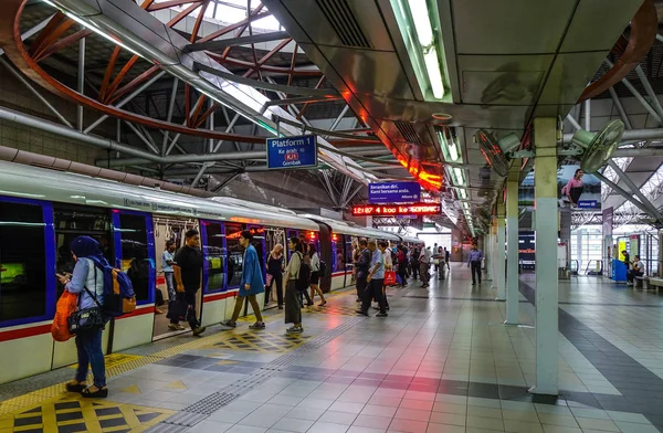 Metro Station i Kuala Lumpur, Malaysia — Stockfoto