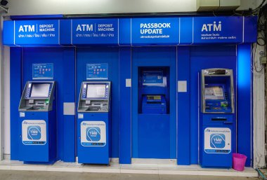 İş bölgesinde ATM makineleri