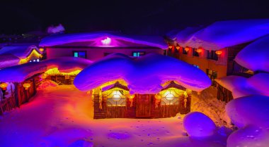 Harbin, Çin 'de gece kar Köyü 