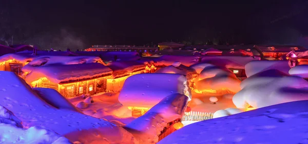 Snow village di notte ad Harbin, Cina — Foto Stock
