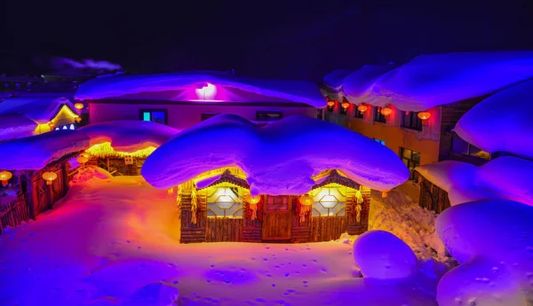 Snow village di notte ad Harbin, Cina — Foto Stock
