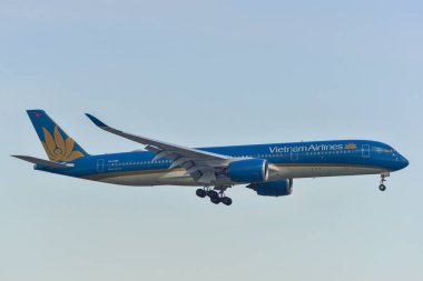 Tan Son Nhat Havaalanı iniş uçak