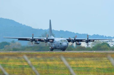 Langkawi Havaalanı 'nda Lockheed C-130h Hercules 