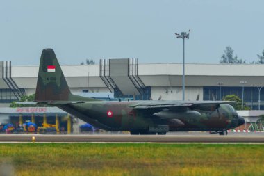 Langkawi Havaalanı 'nda Lockheed C-130h Hercules 