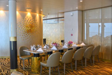 Yüksek sınıf lüks restoran iç