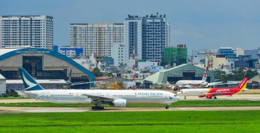 Uçak havaalanına piste Taksilemek 