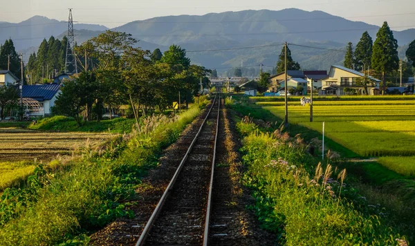日本北海道乡村的铁路轨道 — 图库照片