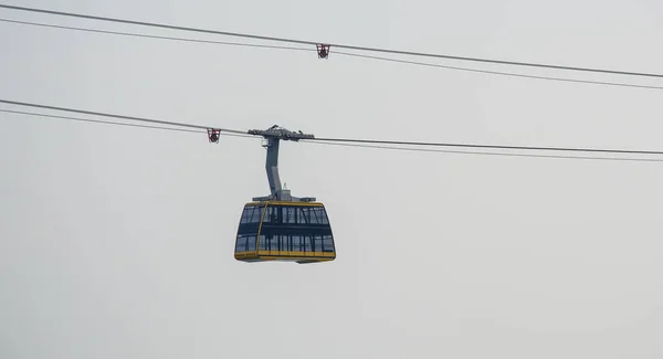 Teleferik kabini — Stok fotoğraf