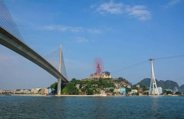 Vergnügungspark auf Insel — Stockfoto