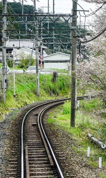 Järnvägsspår på landsbygden i Osaka, Japan — Stockfoto