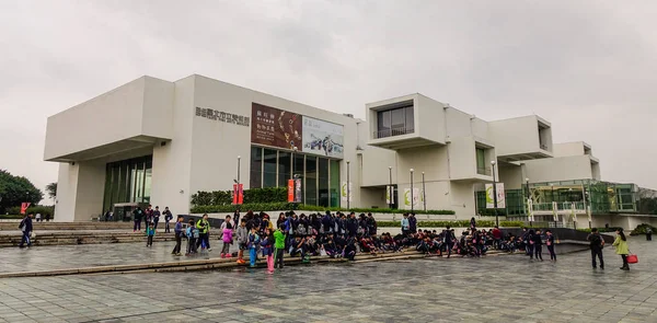 Blick auf taipei fine arts museum — Stockfoto