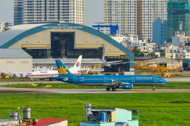 Yolcu uçakları piste Taksilemek