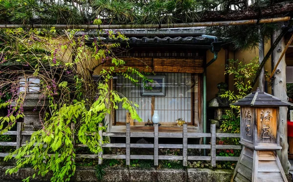 Rumah kayu kuno di Kyoto, Jepang — Stok Foto