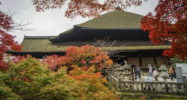 日本吉本的Kiyomizu-dera寺庙 — 图库照片