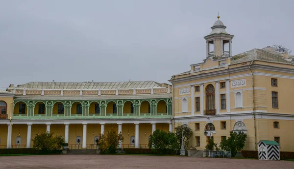 Palacio de Pavlovsk en San Petersburgo, Rusia —  Fotos de Stock