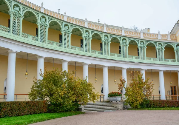 Павловский дворец в Санкт-Петербурге, Россия — стоковое фото