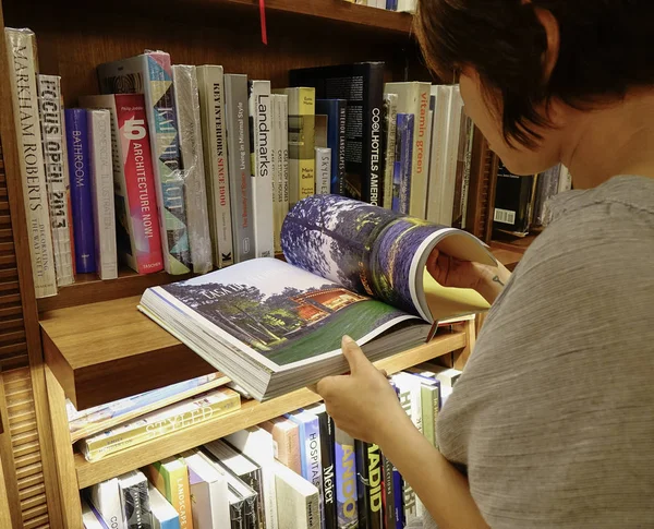 Seul, Kore'deki kitapçının içi — Stok fotoğraf