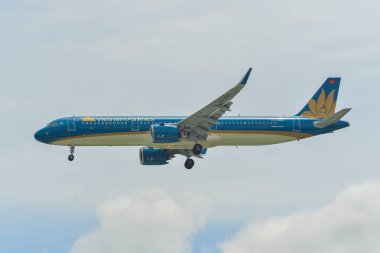 Havaalanında açılış yolcu uçak 