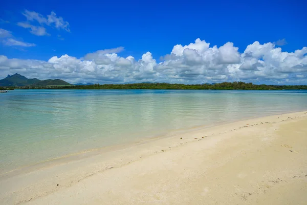 Ile aux Cerfs Isola del Tempo libero, Mauritius — Foto Stock