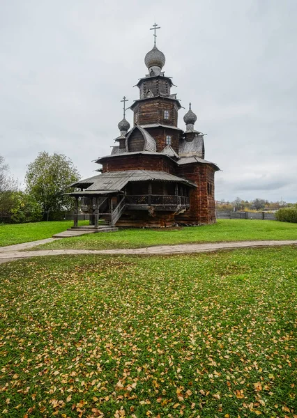 Stare miasto jesienią — Zdjęcie stockowe